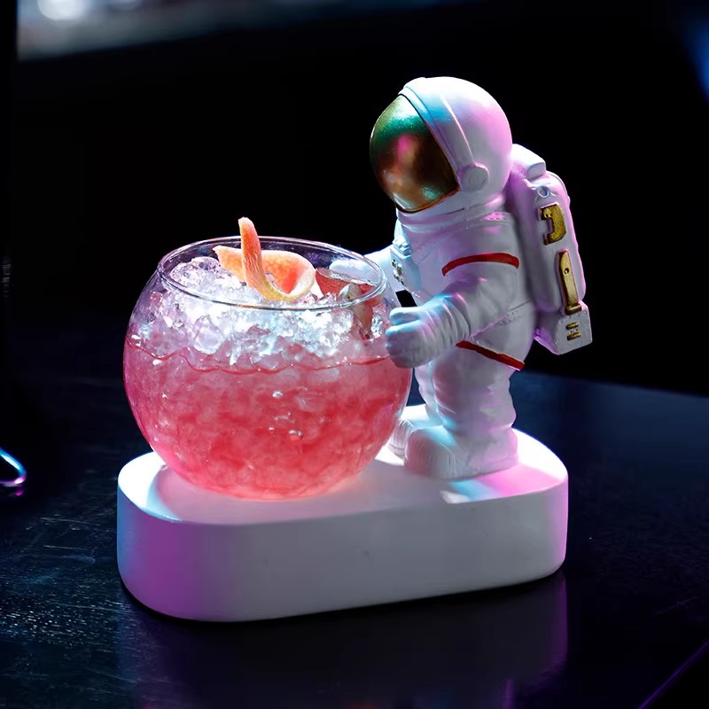 Wine Beer Mixed Drinks - 250ml Creative Astronaut Cocktail Glasses Personalized