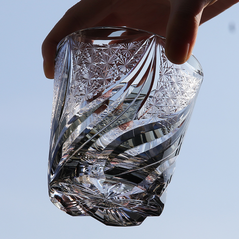 Hand Cut To Clear Grey Glass T - Wine Beer Jp 评论和价格